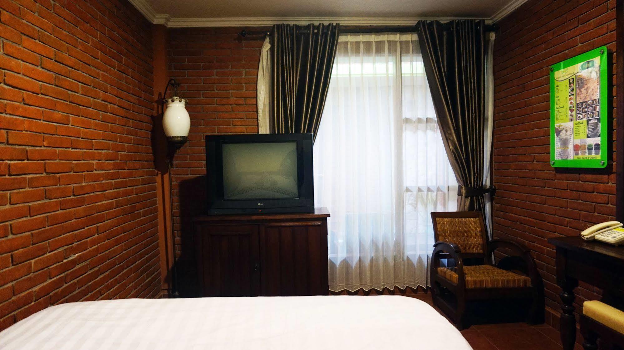 Hotel Rumput Resort & Resto Hotel 3*